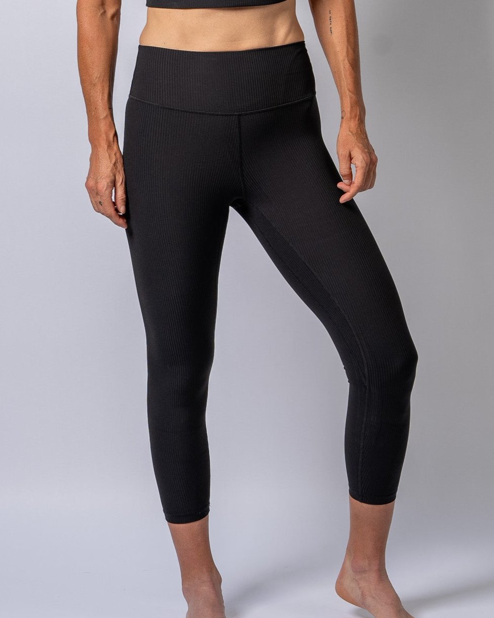 LuxeLift Black Ribbed Leggings