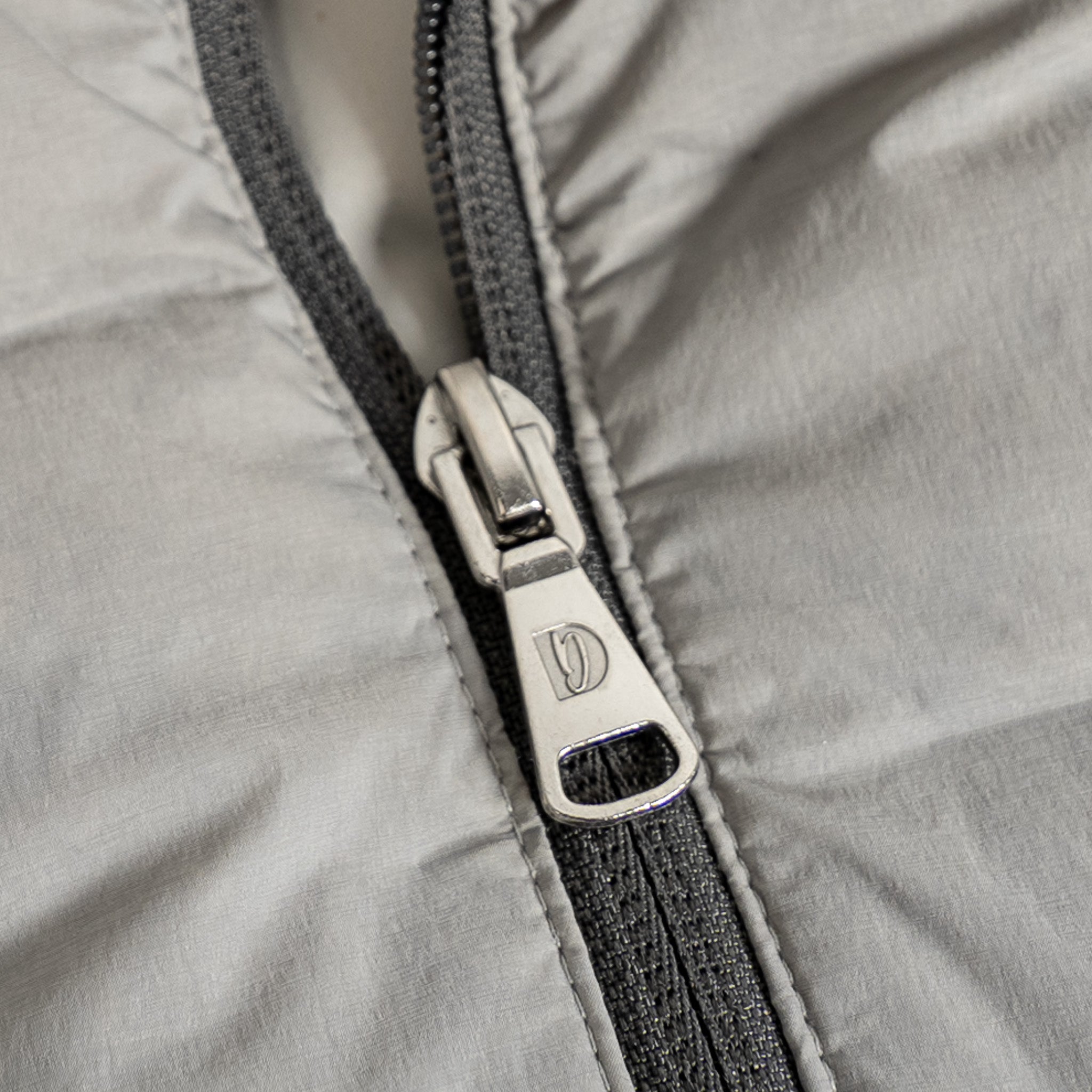 The Glacier Vest - Gray