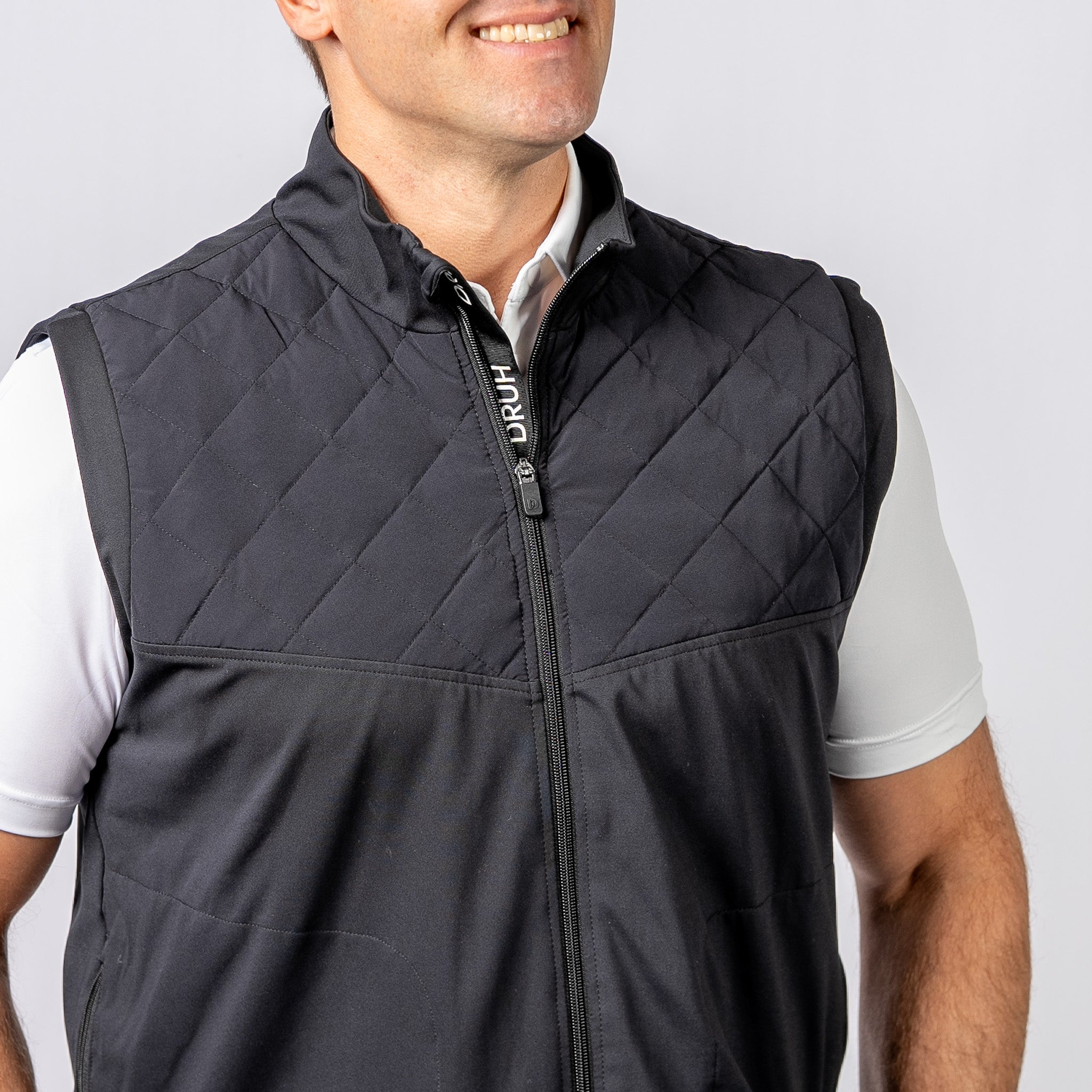 The Tundra Vest - Black