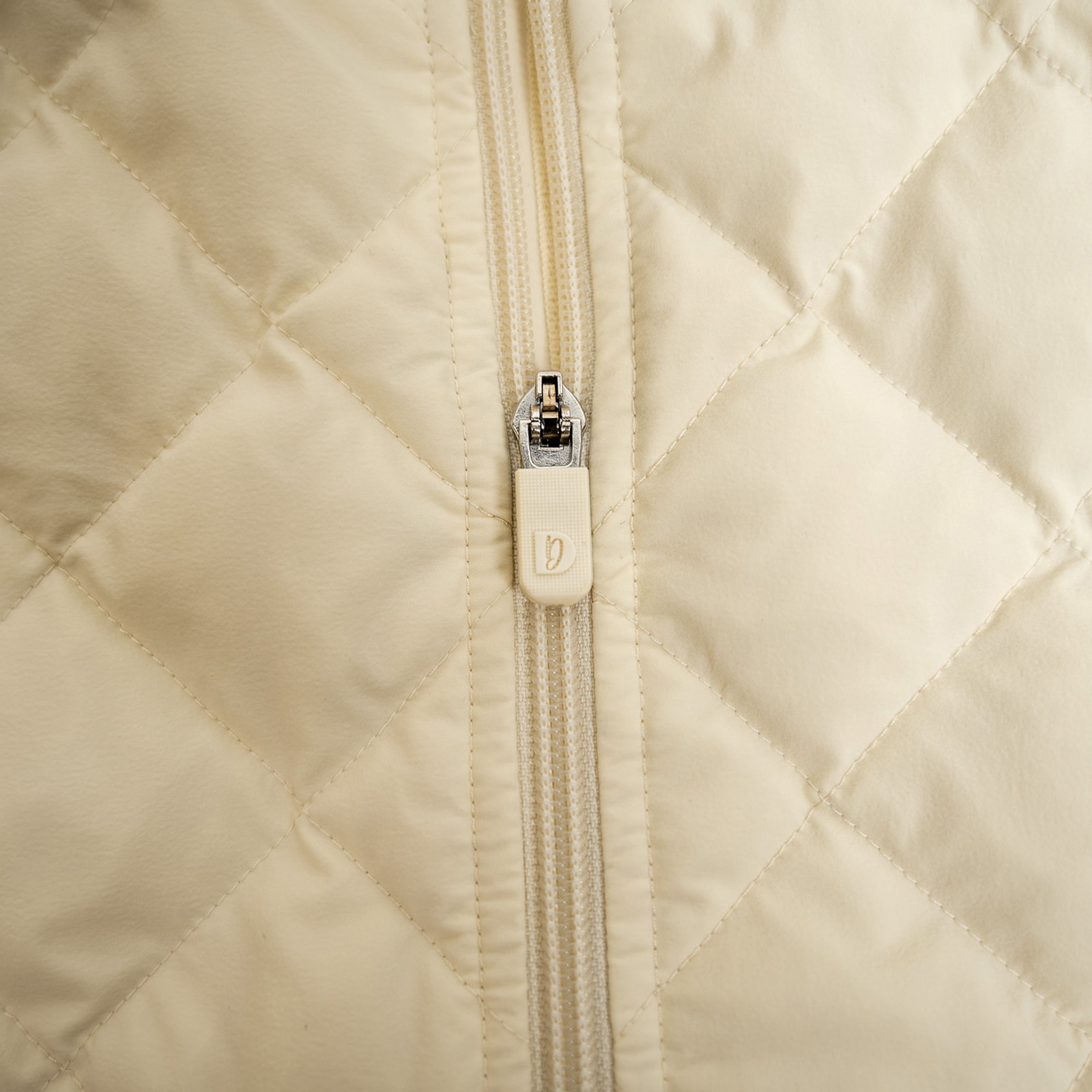 The Tundra Vest - Cream