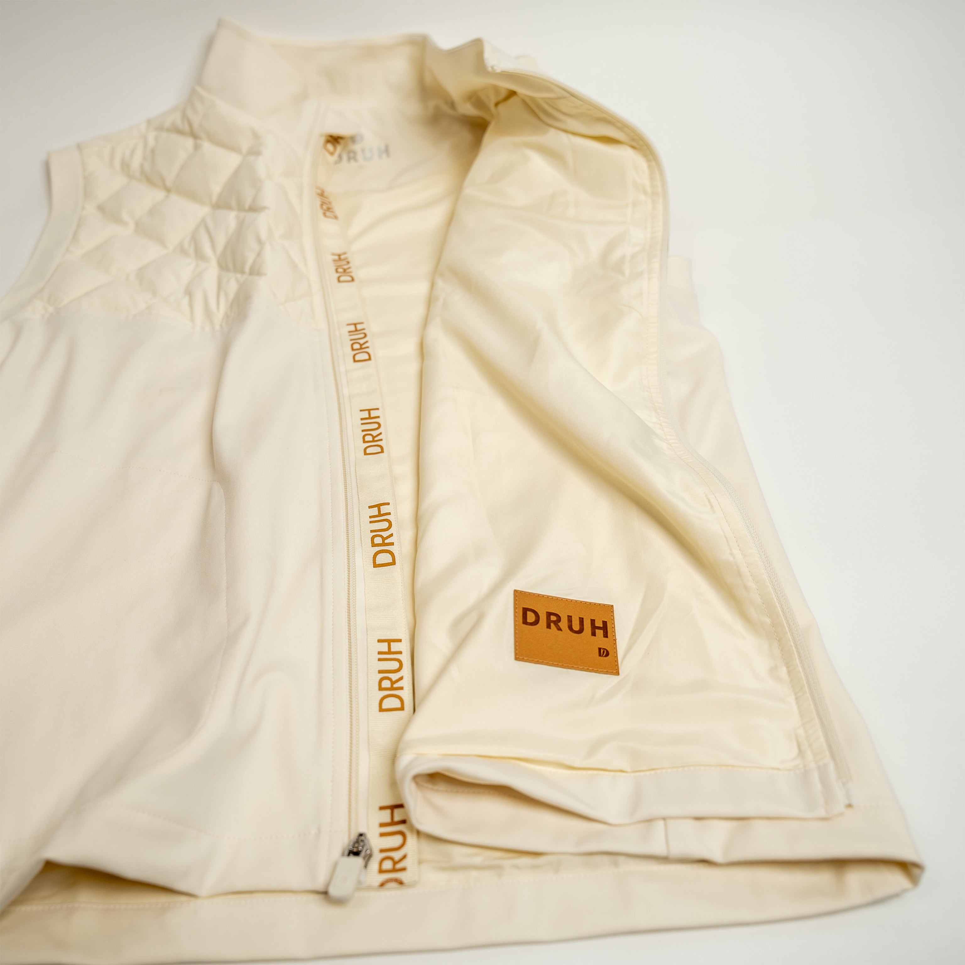 The Tundra Vest - Cream